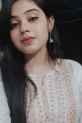 Sakhshi is here to make your night exciting with her Voluptuous body