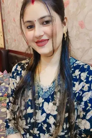 Meet real Russian call girls with hand-to-hand cash payments