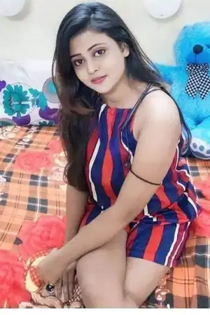 Get Independent college girl in your bed