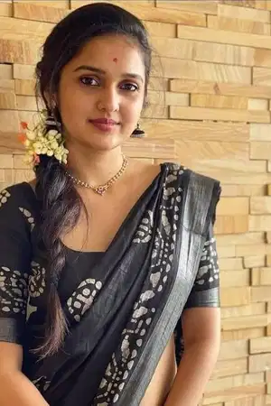 Fulfill your desire with this young call girl in Agra