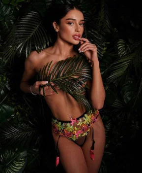 Have a wonderful meet with Russian call girl