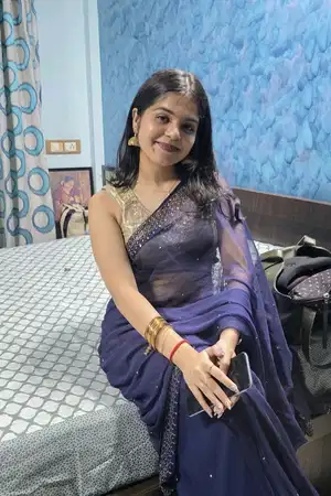 Call girls in Dehradun with room facility