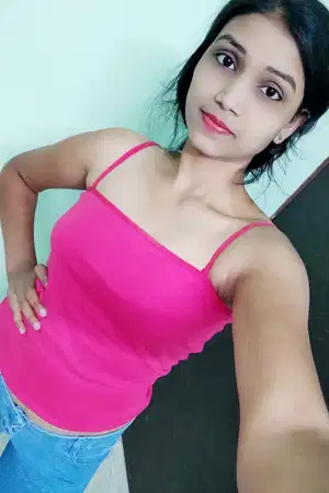 Bhabhi call girl in Manali available 24.7 and truly affordable, my love. Call me today.