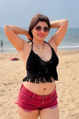Housewife call girl in Aligarh Unique services and extra filthy sex for you.