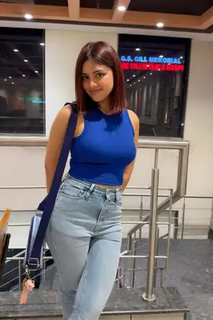 Hot and fiery brunette Party call girl in Indore for love-making.