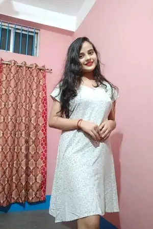 A sexy massage call girl in Rajkot, always attentive and loving.