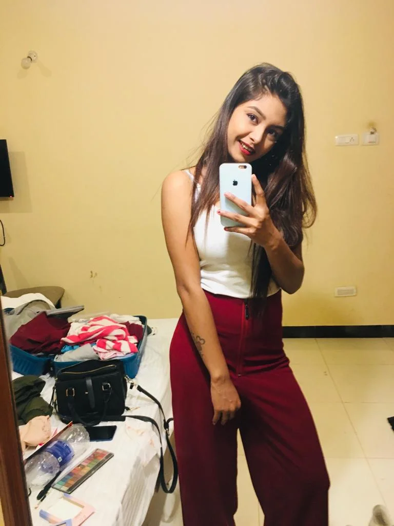 Enjoy Your Party With an Attractive College Call Girl in Kolkata