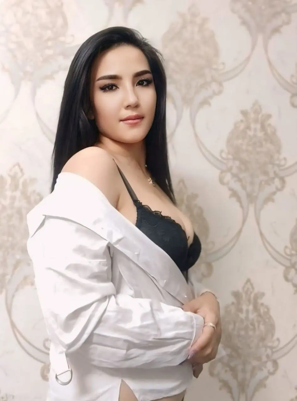 Cheap Russian Call Girl in Gandhinagar For Full Night Service