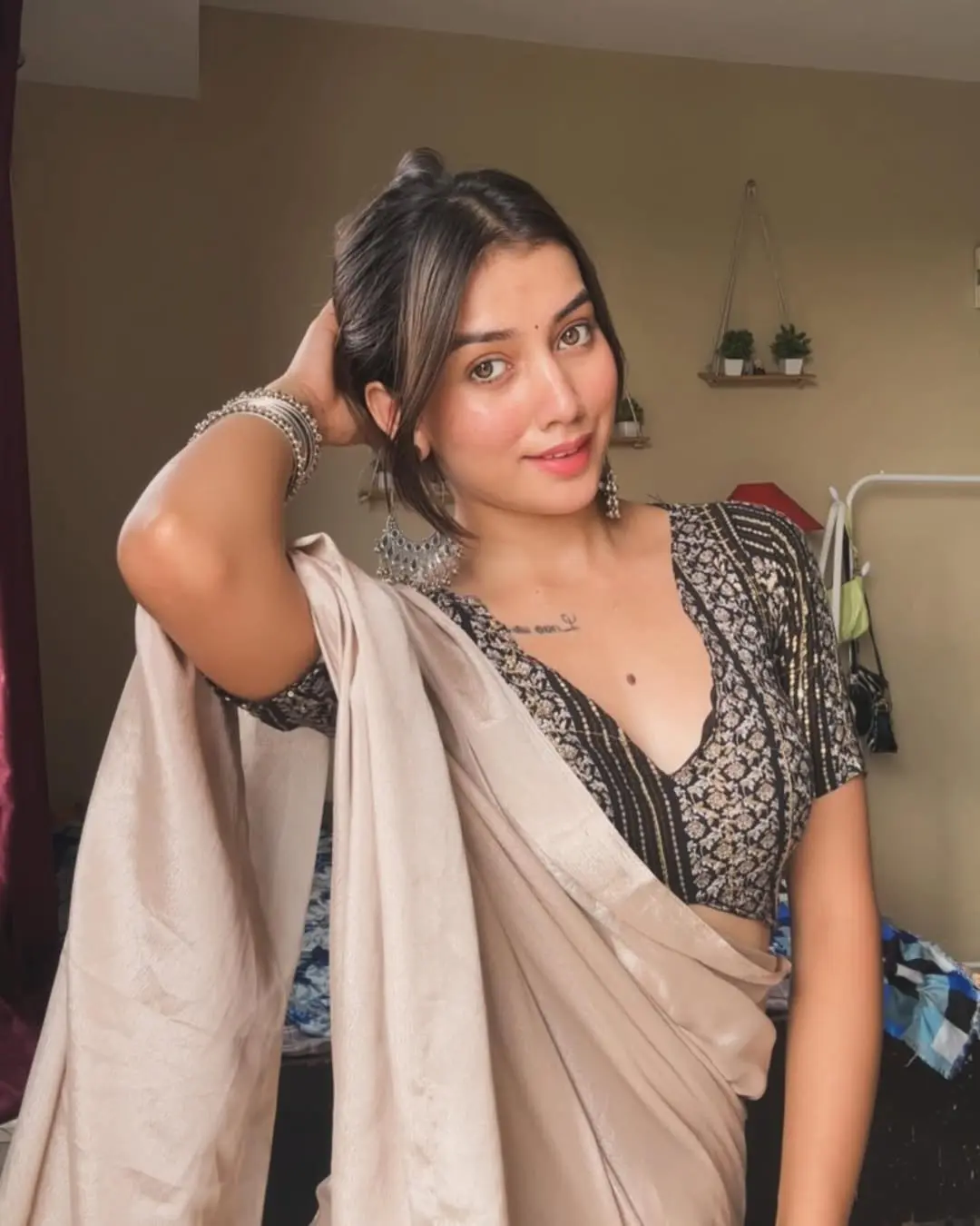 Amazing Personality Royal Call Girl in Vadodara, More Than Your Expectation