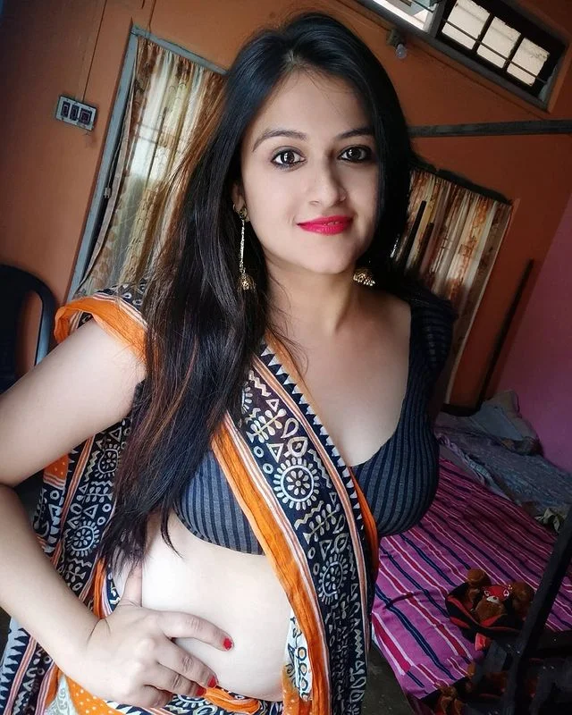 Genuine Desi Call Girl in Visakhapatnam for Incall and Outcall Service