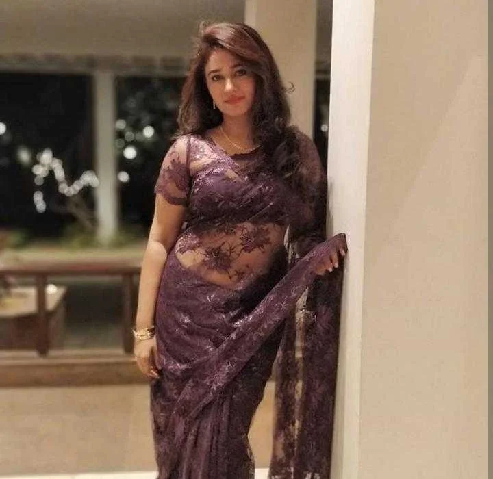Meerut Professional Royal Escort Girl For Full Day Roaming