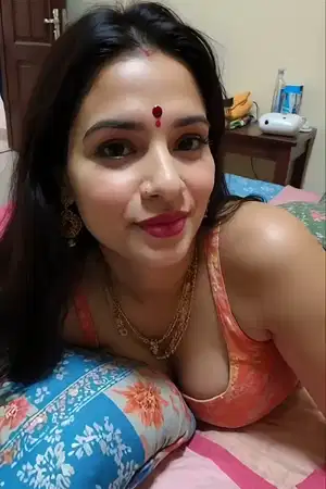 Get Extreme Happiness from Nagpur Hot Bhabi Call Girl