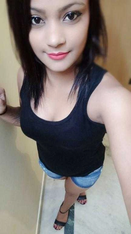 Trivandrum Hot Call Girl Ready to Give You Emotional Connection With Her Body