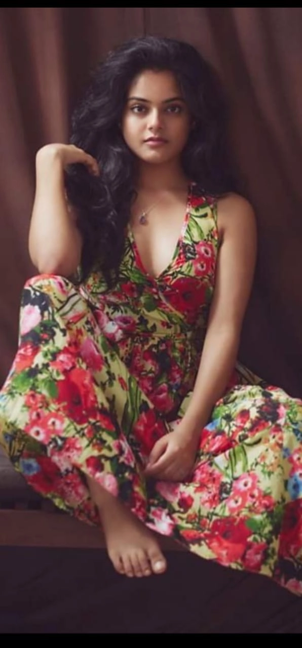 I am very pretty party call girl in Patiala with a perfect size and figure